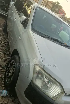Toyota Probox 1.5 DX 4WD 2018 Silver
