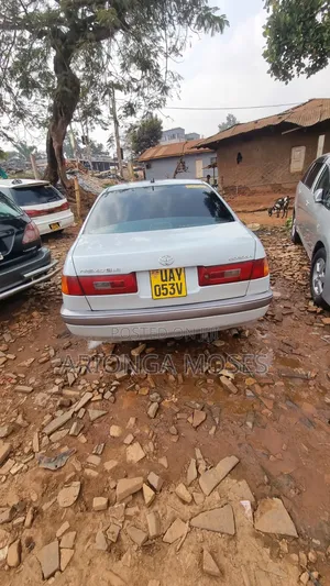 Toyota Corona Premio 1998 Silver