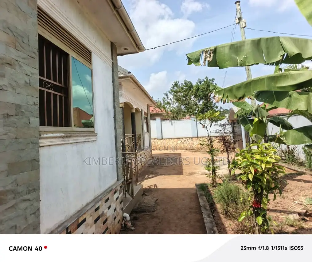 4bdrm House in Nsangi for sale