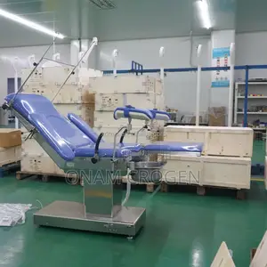 Hydraulic Delivery Bed 0016