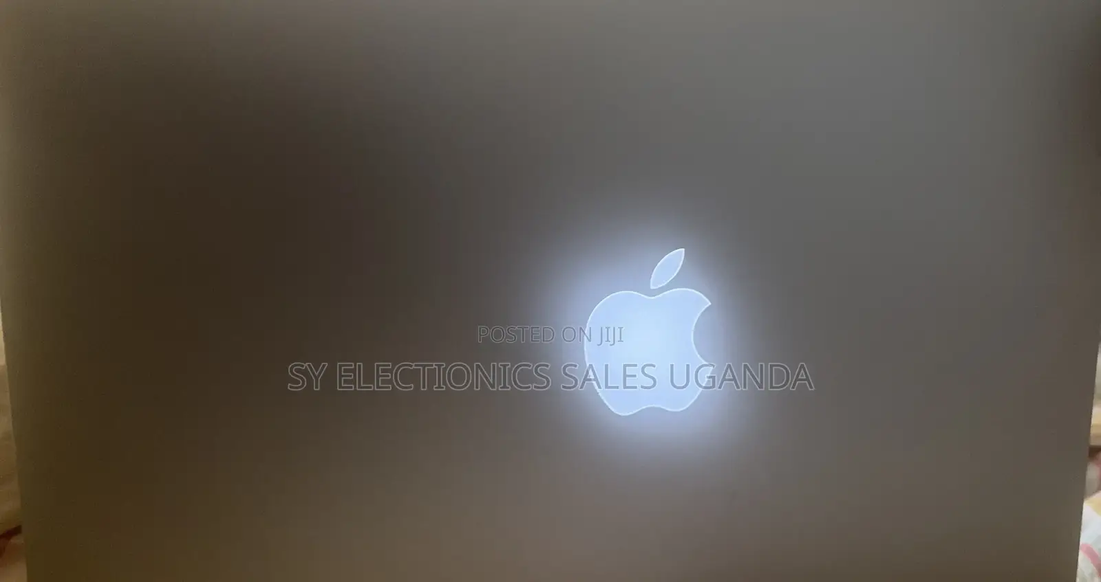 Laptop Apple MacBook Pro 4GB Intel Core i5 SSD 256GB
