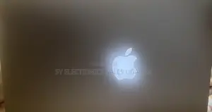 Laptop Apple MacBook Pro 4GB Intel Core i5 SSD 256GB