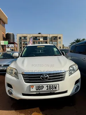 Toyota Vanguard 2009 White