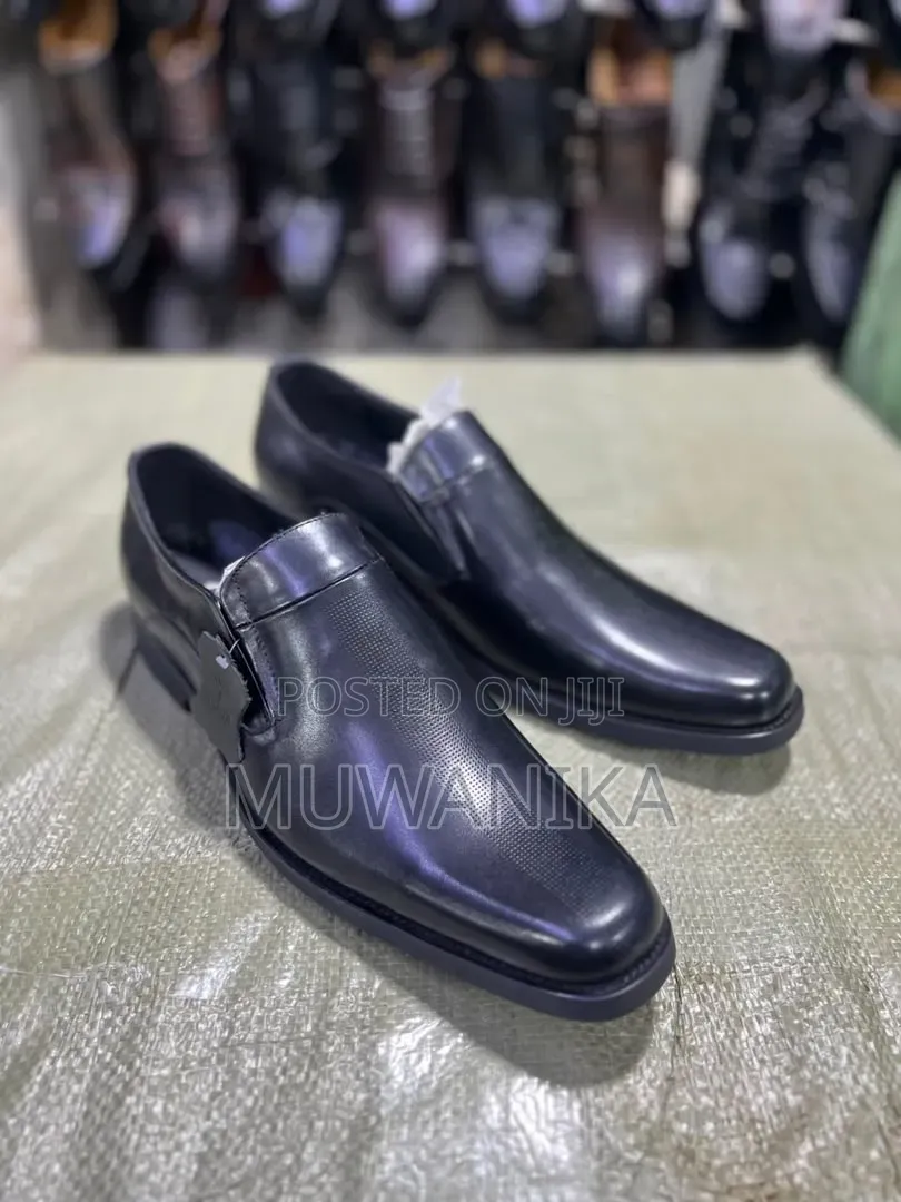 Genuine Men Formal Shoe -Black