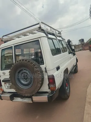 Toyota Landcruiser Mechanic