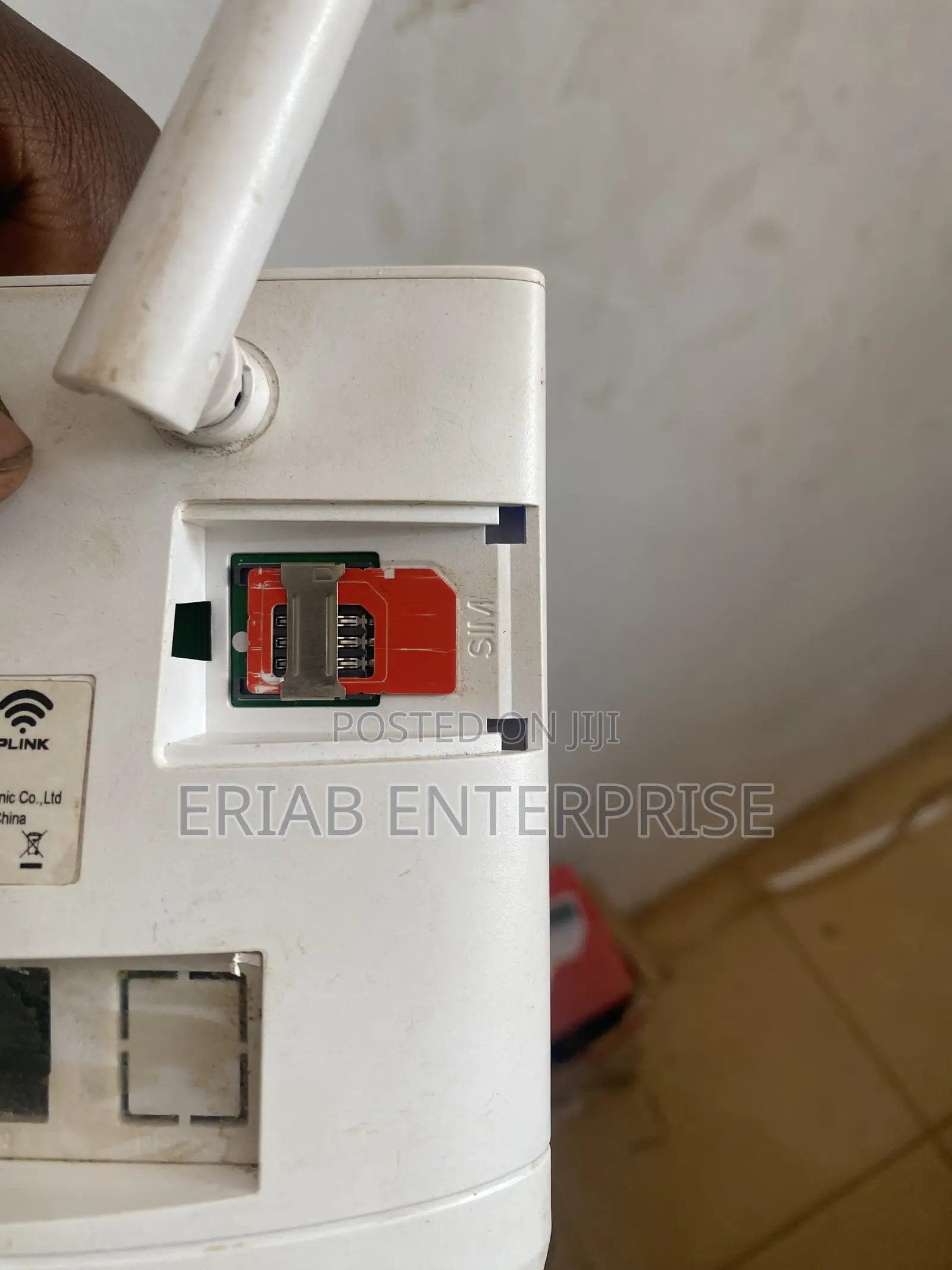 Wi-Fi Router (Sim Card)