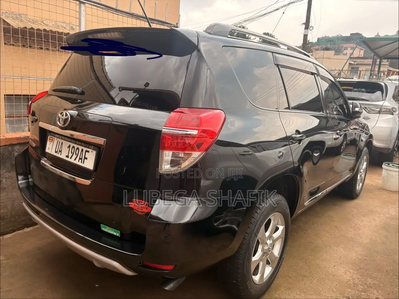 Toyota Vanguard 2010 Black