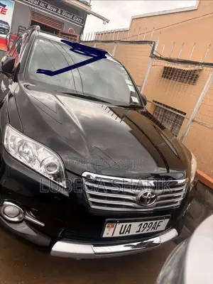 Toyota Vanguard 2010 Black