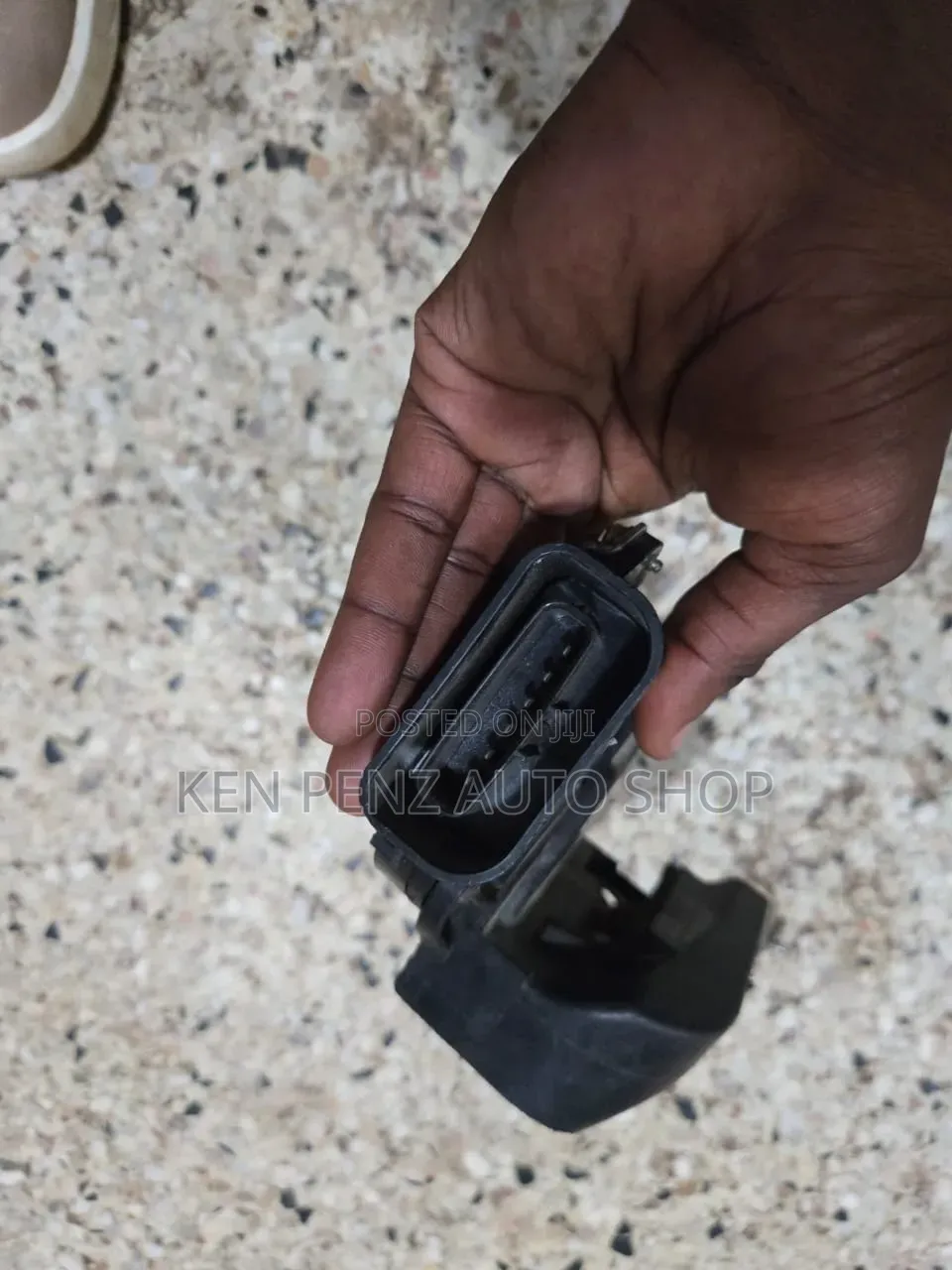Rav4 2003 Right Door Actuator Lock