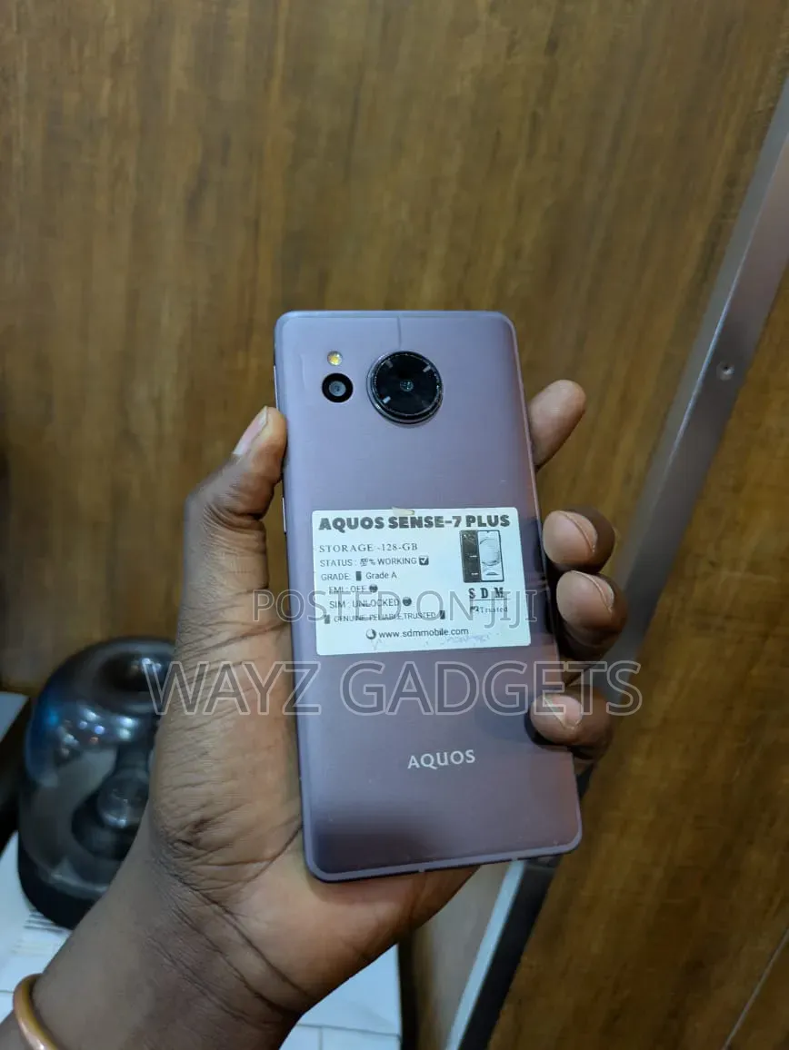 Sharp Aquos sense7 plus 128 GB Bronze