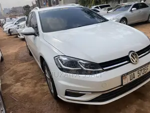 Volkswagen Golf 1.4T TSI FWD 2020 White