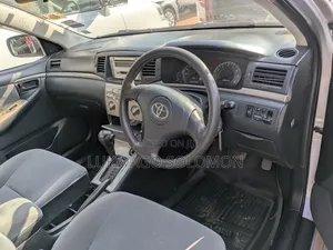 Toyota Corolla RunX 2005 Silver