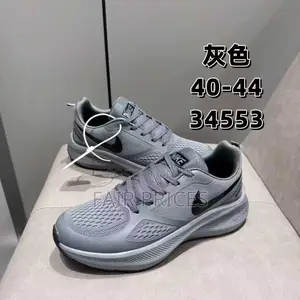 Zoom Runners Black Grey