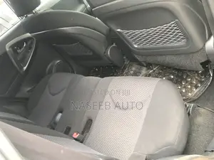 Toyota RAV4 2010 Silver