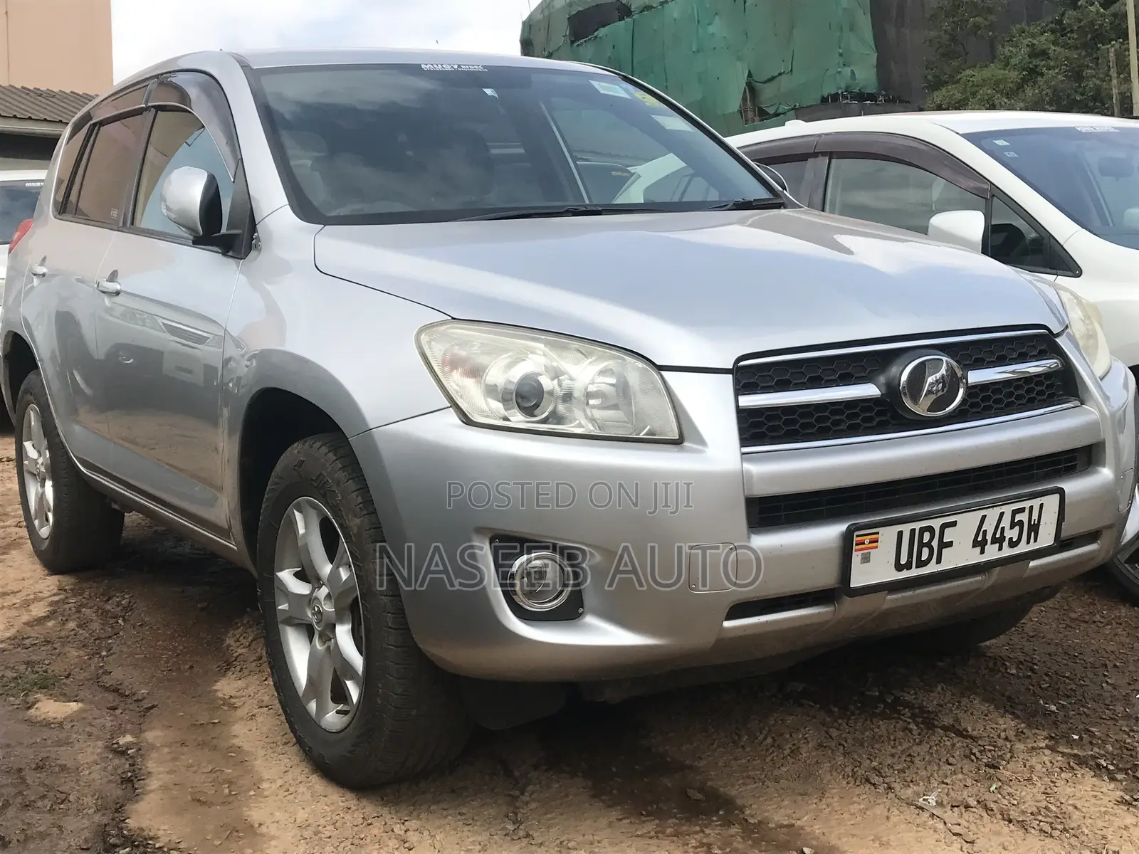 Toyota RAV4 2010 Silver