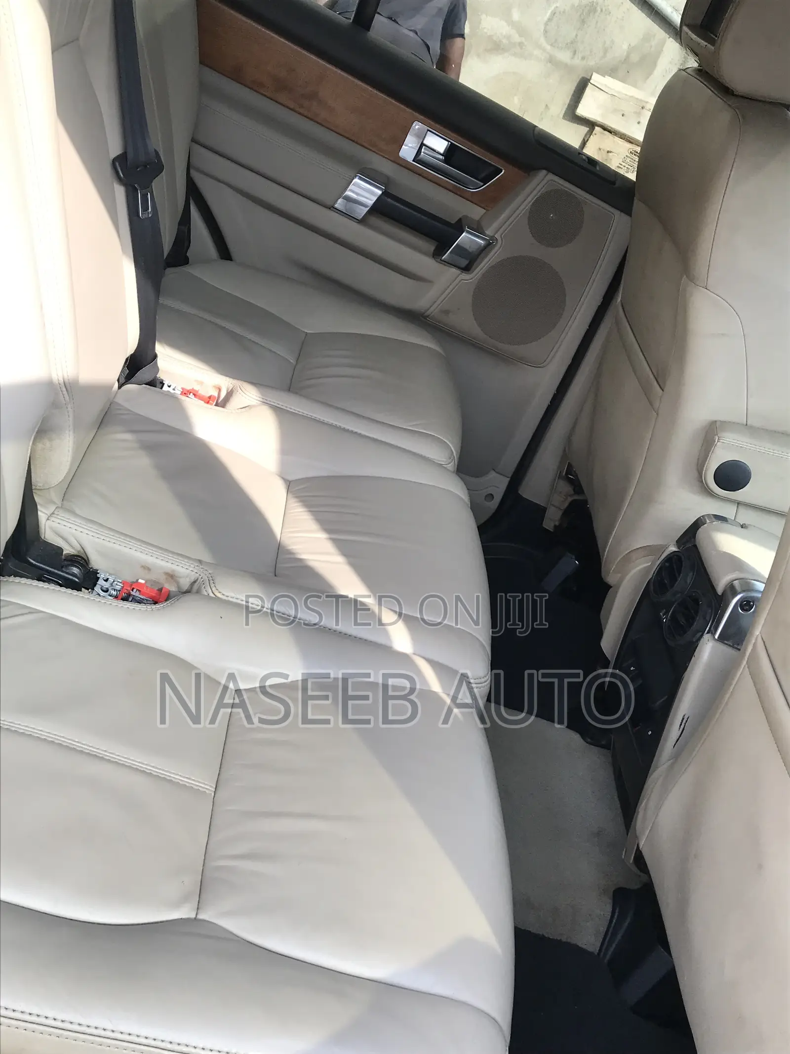 Land Rover Discovery 2014 Gray