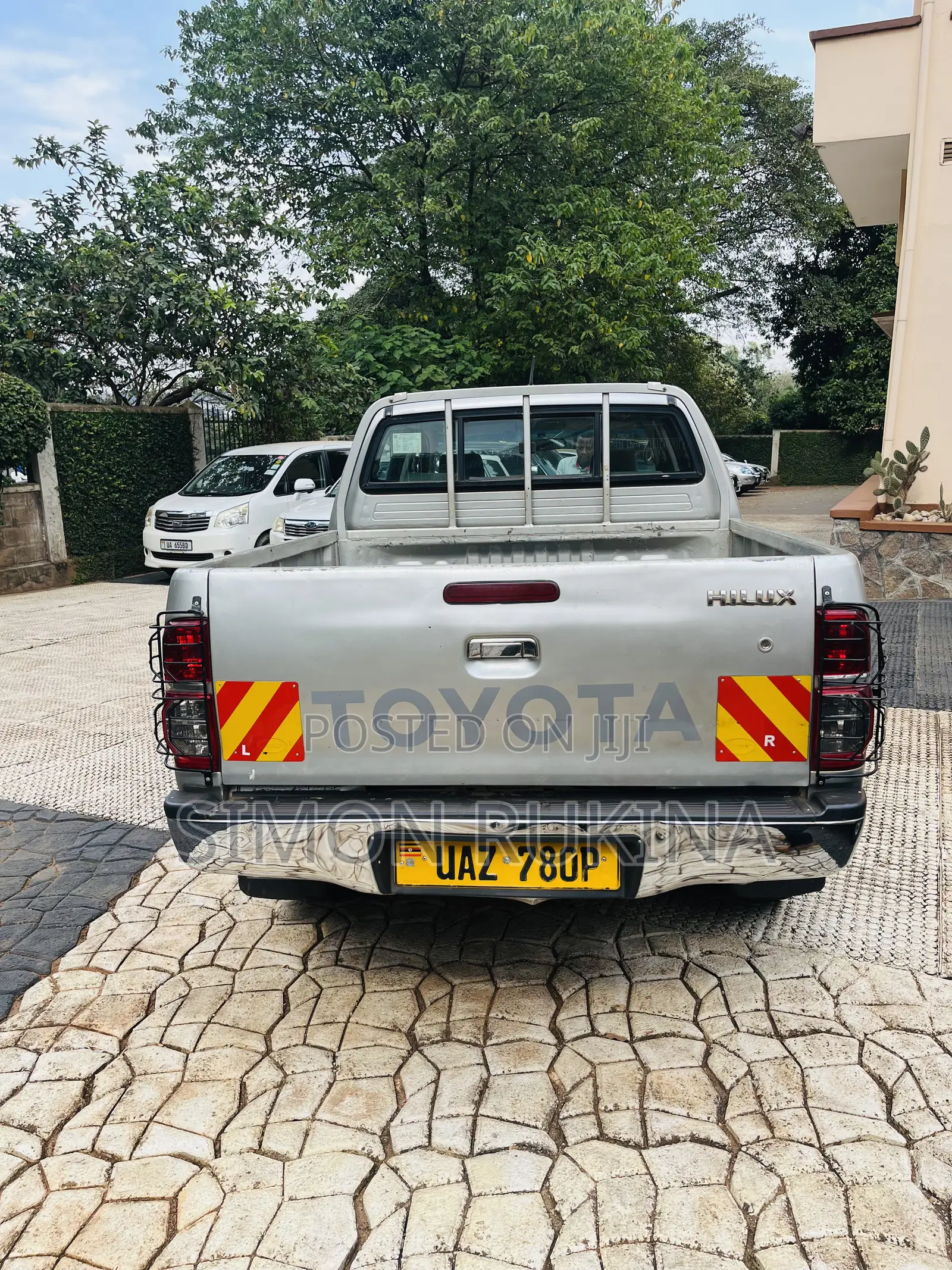 Toyota Hilux 2011 Silver