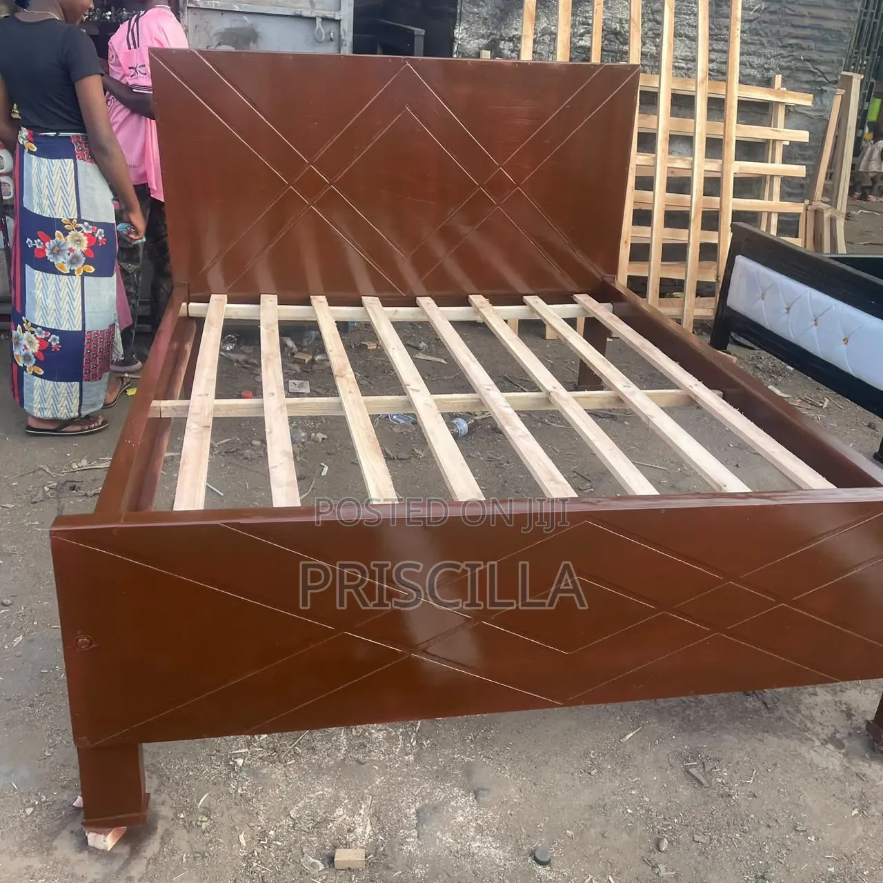 Bed 5by6 Hard Wood