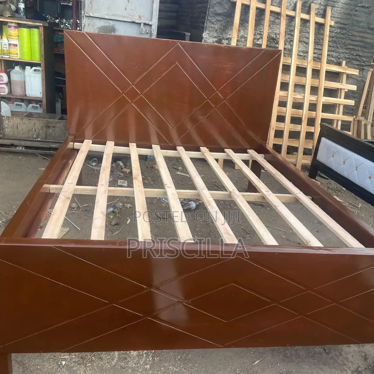 Bed 5by6 Hard Wood