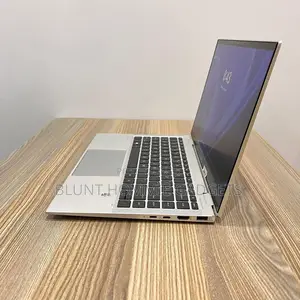 Laptop HP EliteBook x360 1040 G7 16GB Intel Core i7 SSD 256GB