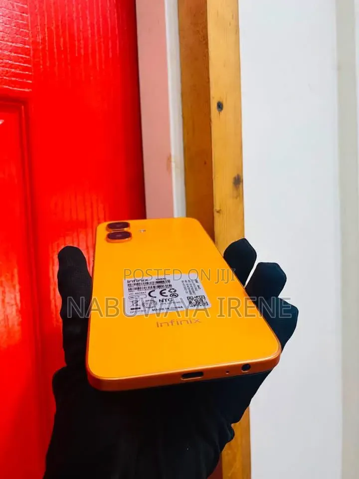New Infinix Smart 20 128 GB Orange