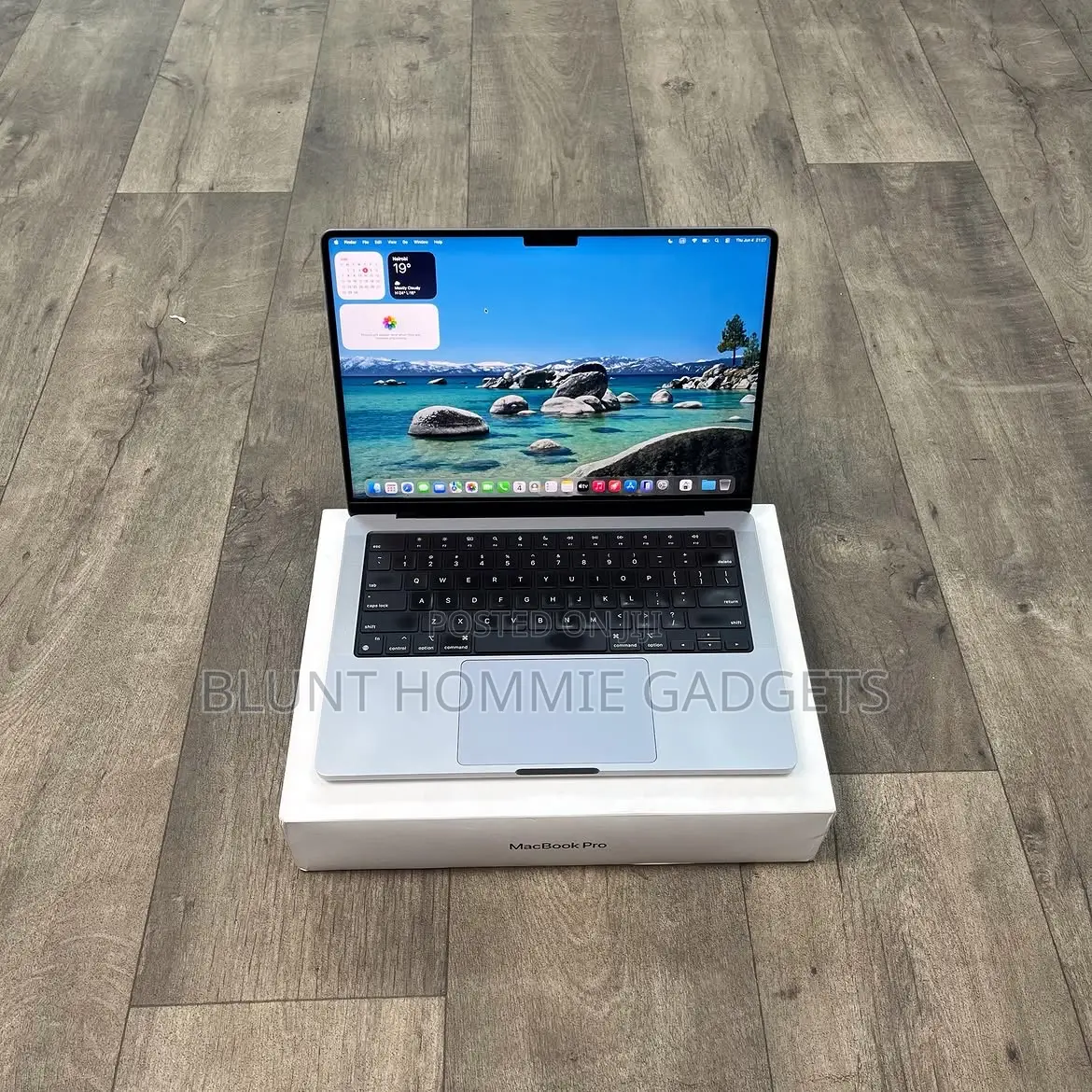 Laptop Apple MacBook Pro 2021 M1 Max 32GB Apple M1 Max SSD 256GB