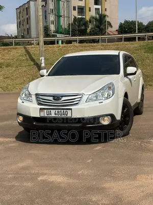 Subaru Outback 2012 White