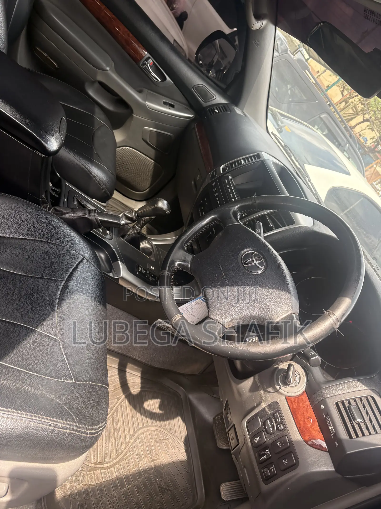 Toyota Land Cruiser 2005 Black