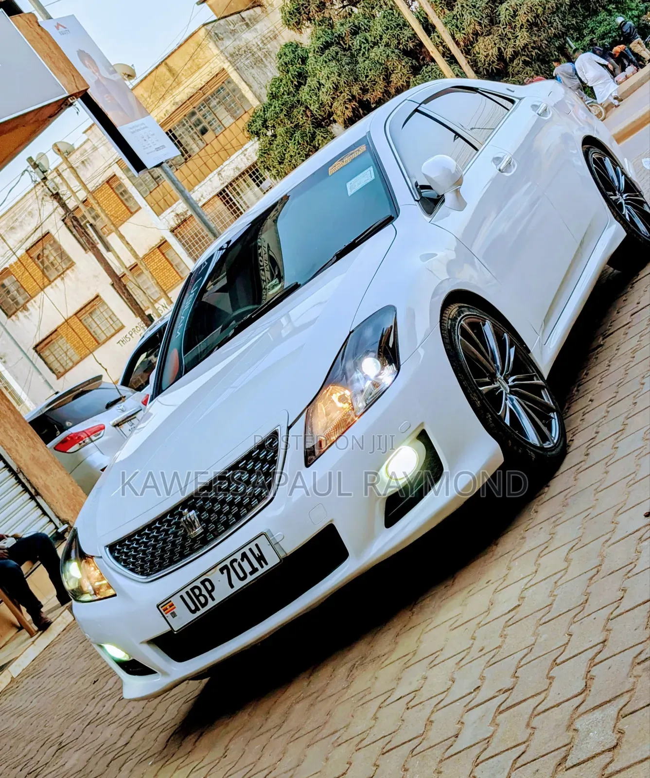 Toyota Crown 2013 White
