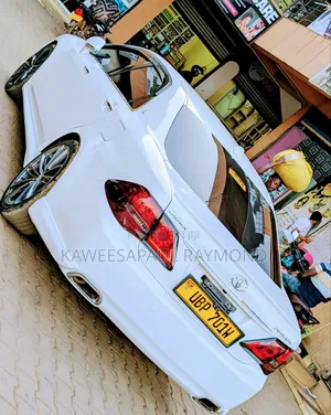Toyota Crown 2013 White