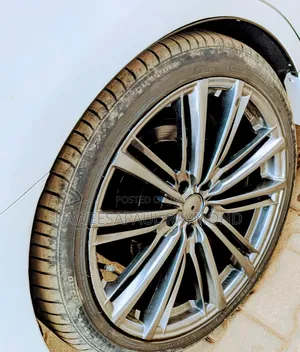 Toyota Crown 2013 White