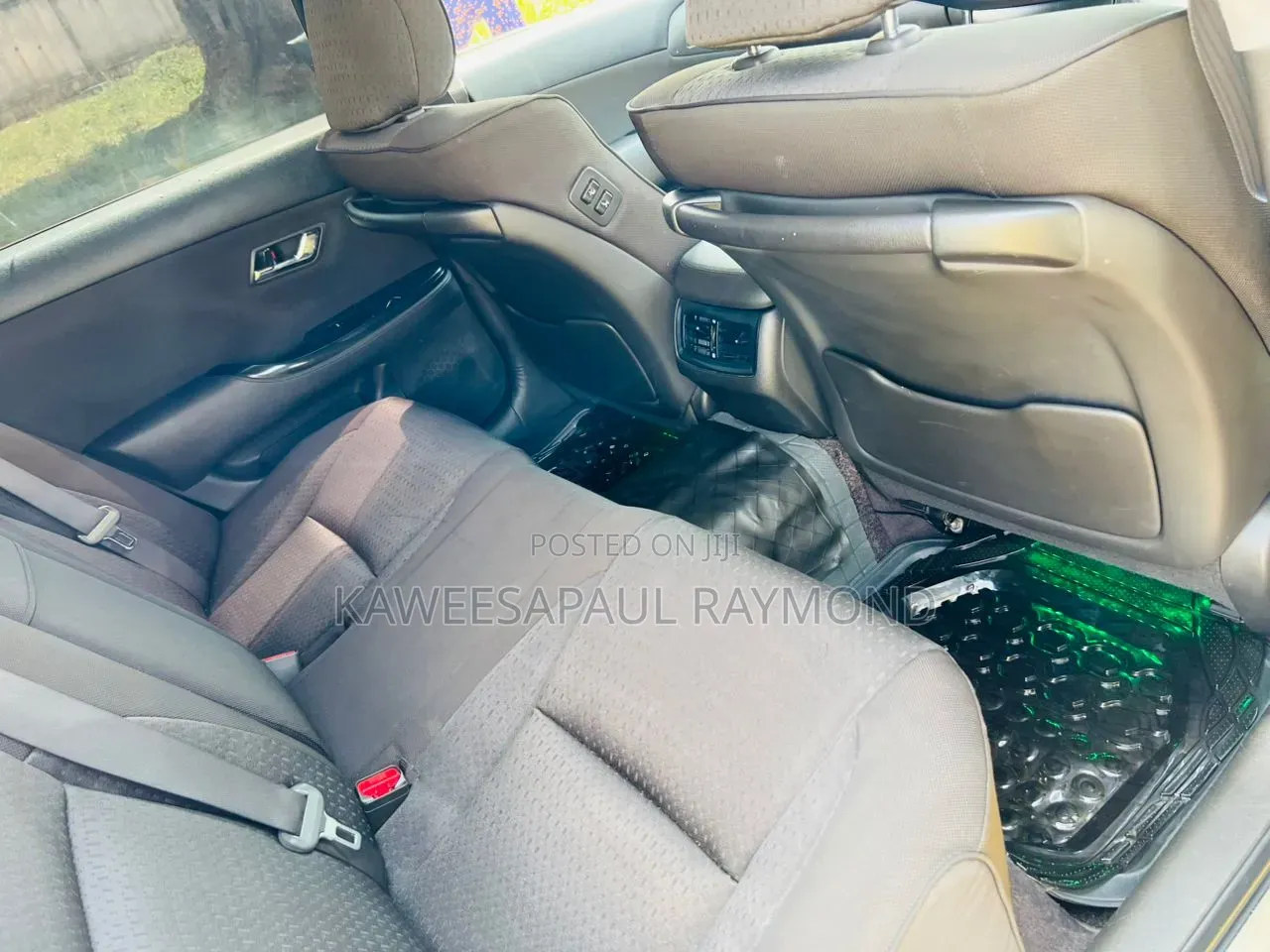 Toyota Crown 2013 White