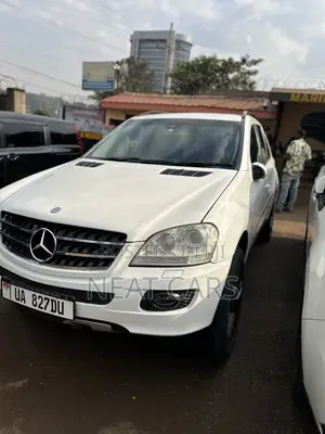Mercedes-Benz M Class 2010 White