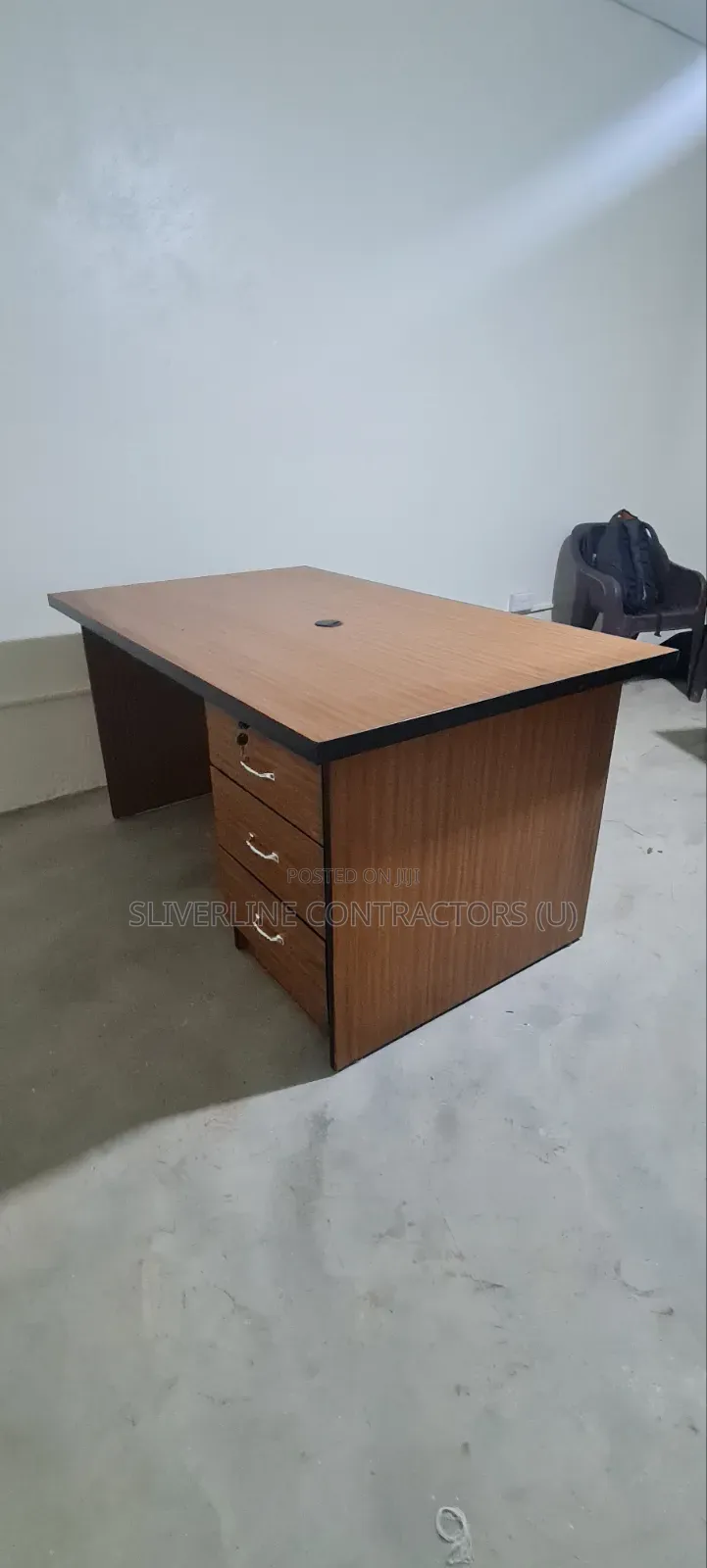 Modern Office Table