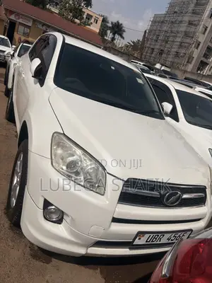 Toyota RAV4 2009 White