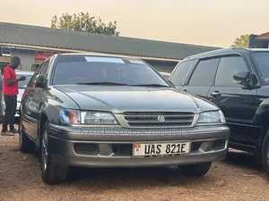 Toyota Premio 2002