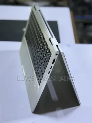 New Laptop HP EliteBook 830 G7 16GB Intel Core i5 SSD 256GB