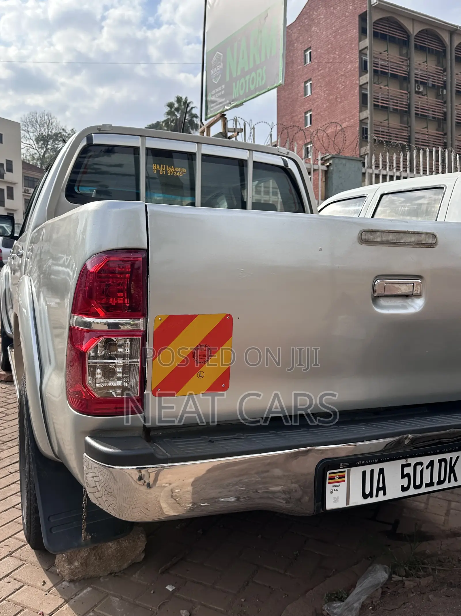 Toyota Hilux 2010 Gold