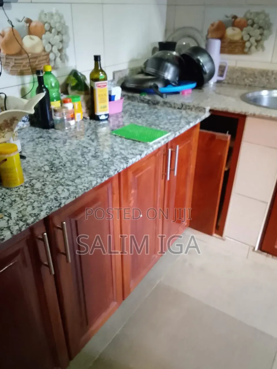 3bdrm Block of Flats in Kololo Property, Central Division for rent
