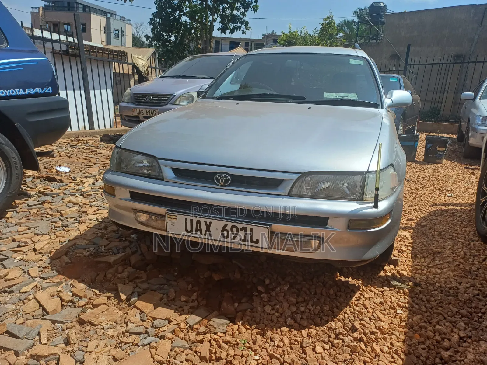 Toyota Corolla 2000 Silver