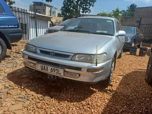 Toyota Corolla 2000 Silver
