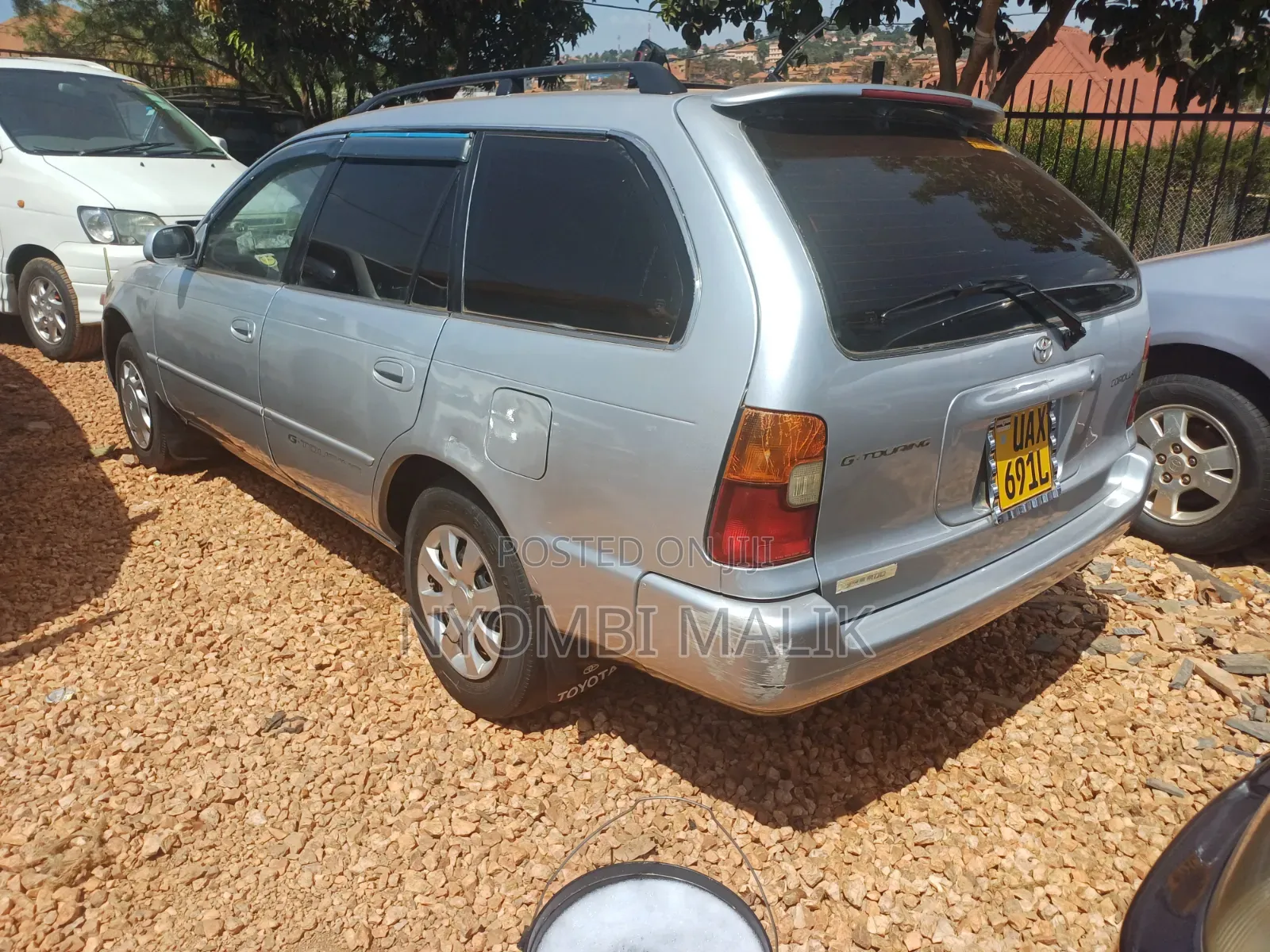 Toyota Corolla 2000 Silver