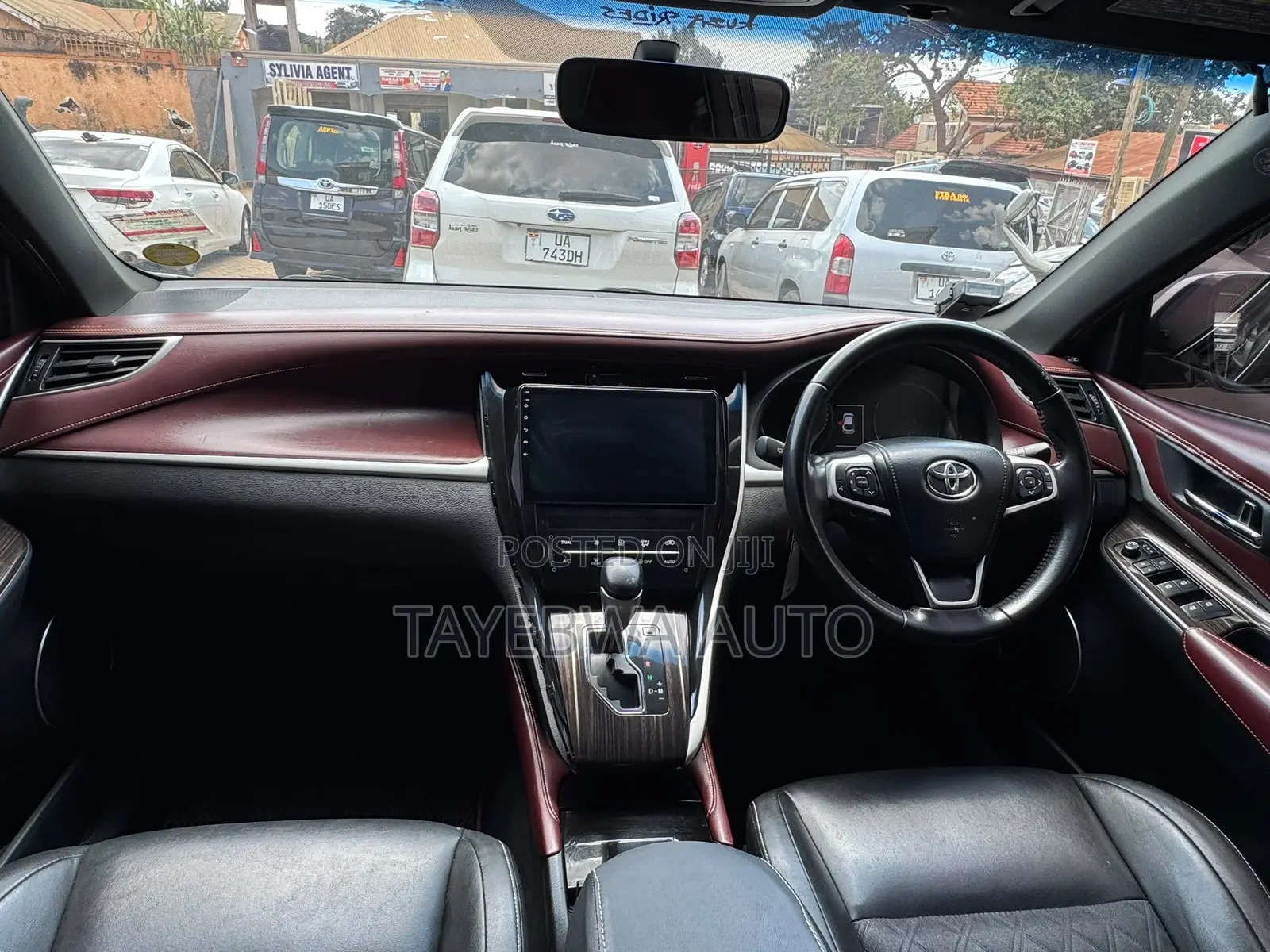 Toyota Harrier 2.0 2015 White
