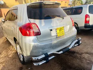 Toyota Auris 2008 Silver
