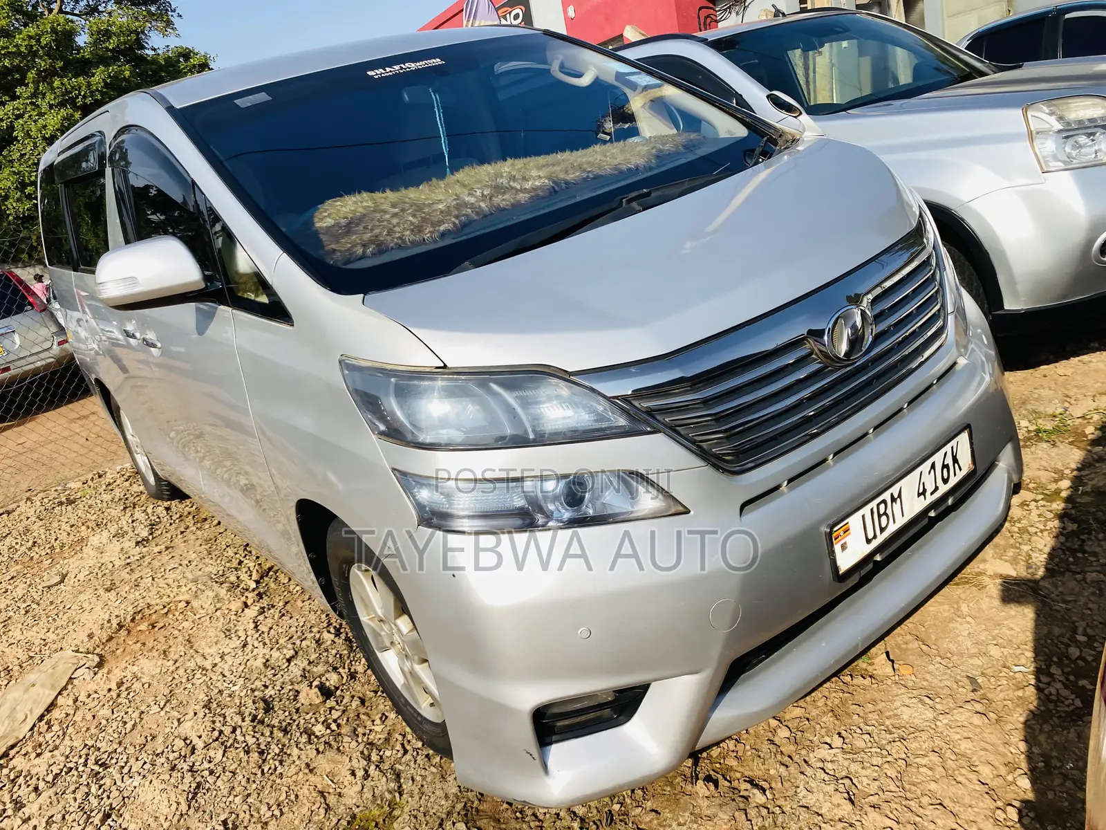 Toyota Alphard 2.4 Petrol FWD 2010