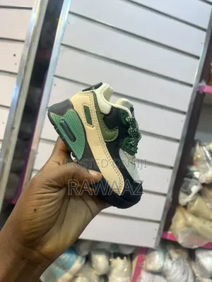 Kids Nike Air Max 90 Sneakers
