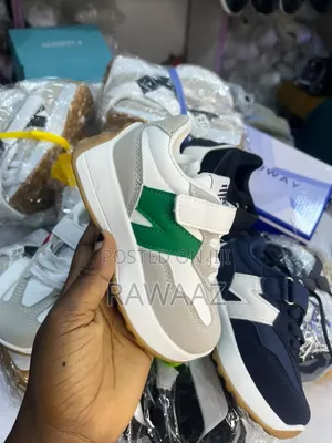 Kids New Balance Sneakers 327