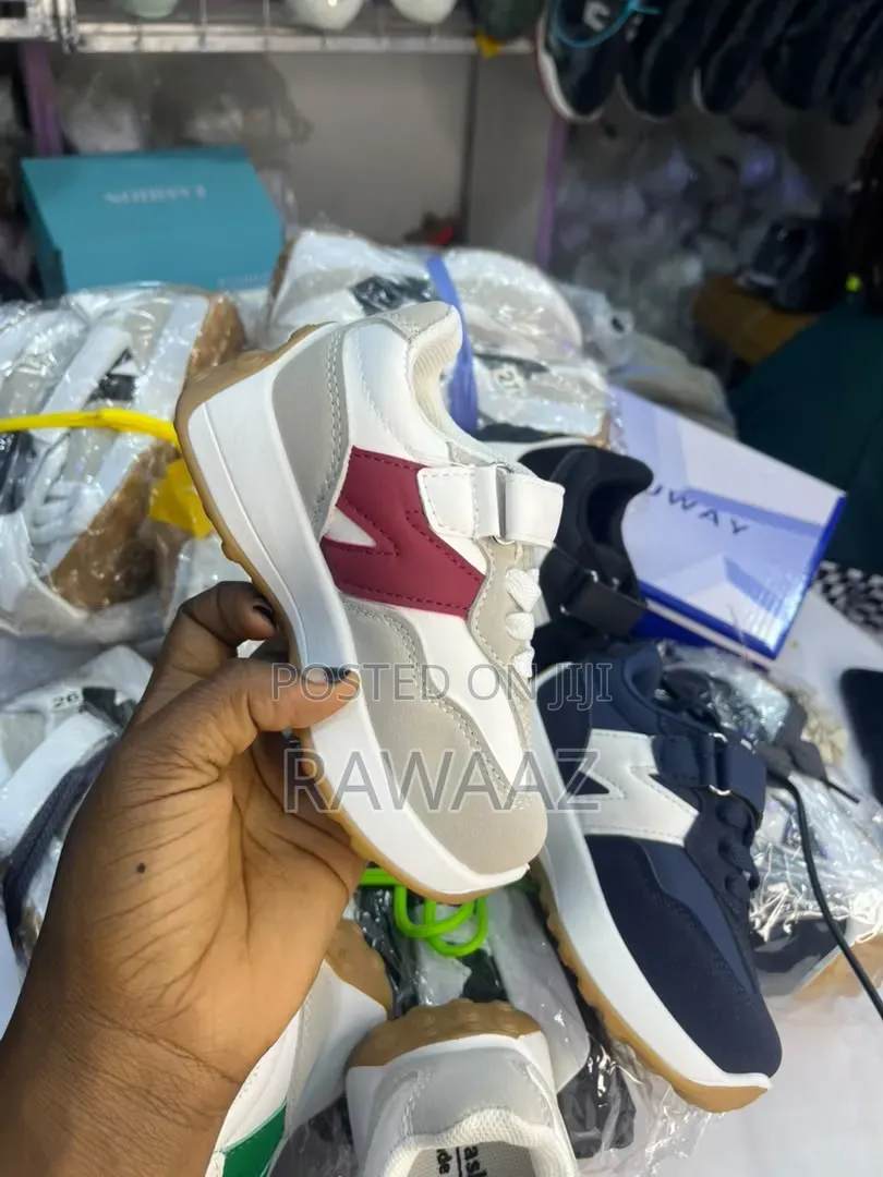 Kids New Balance Sneakers 327