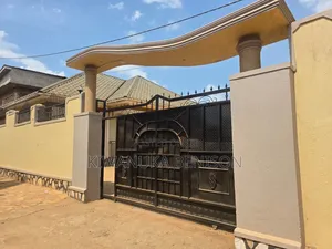 4bdrm House in Kyengera, Central Division for sale