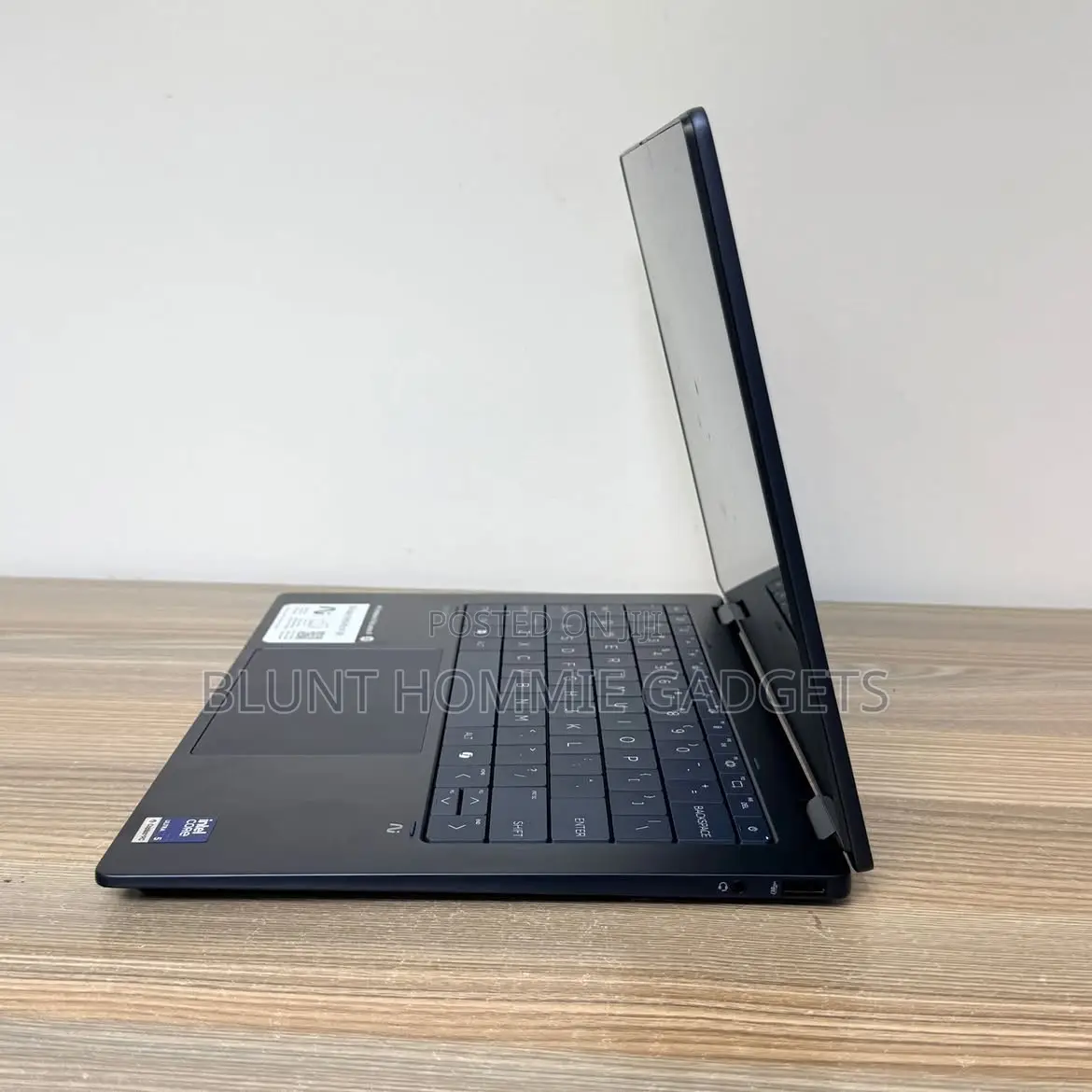 Laptop HP OmniBook X Flip 14" 16GB Intel Core i5 SSD 512GB